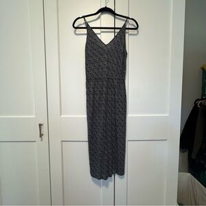 Elegant Black Sleeveless Dress